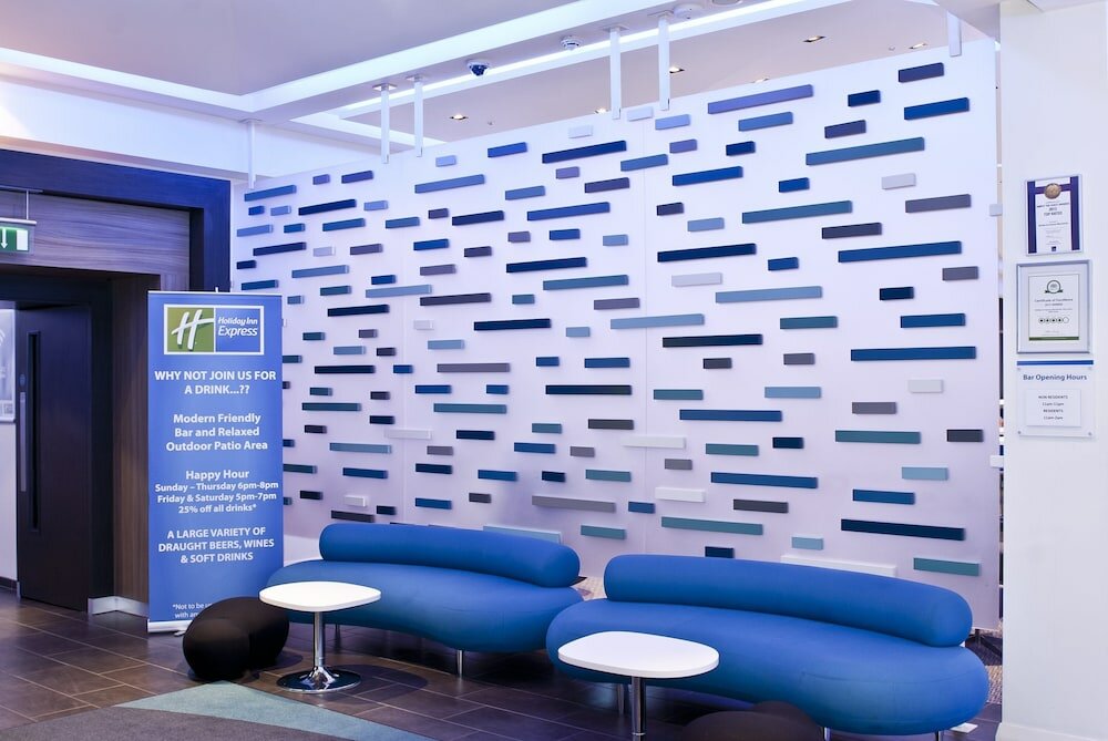 Фото Holiday Inn Express Manchester City Centre - Arena