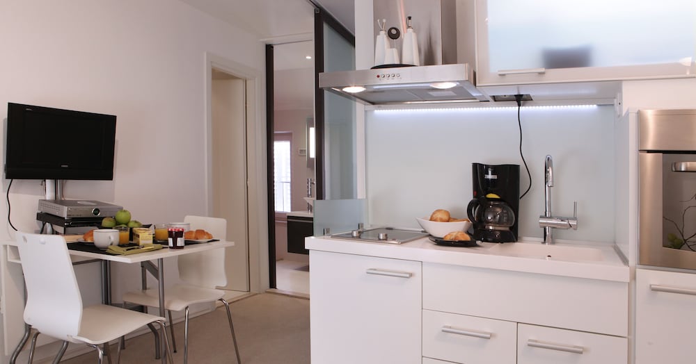 Фото MirÓ Studio Apartments