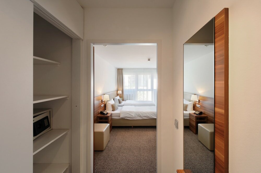 Фото VI Vadi Hotel Downtown Munich 