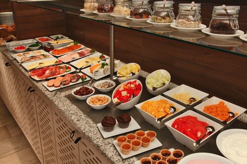Гостиница H+ Hotel Lubeck в Любеке