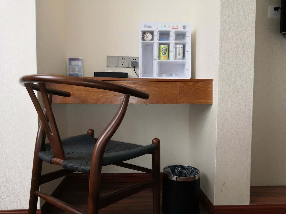 Фото Shanghai Linyin Holiday Hotel