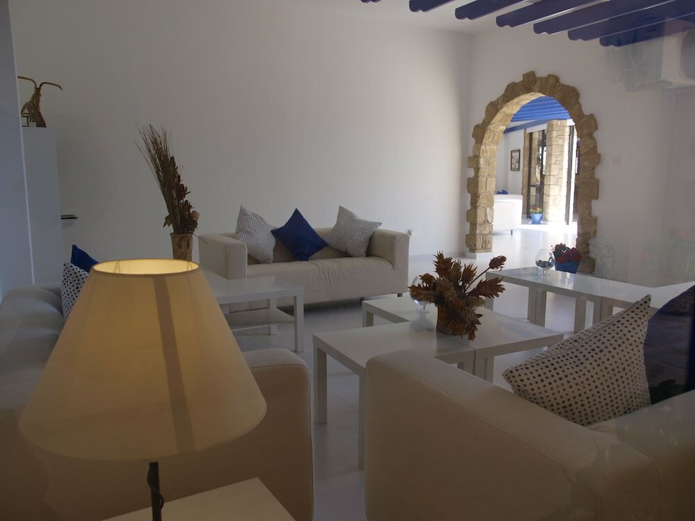 Фото Hilltop Gardens