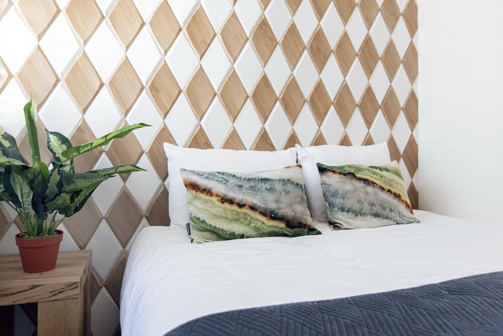 Фото Quentin Golden Bear Hotel