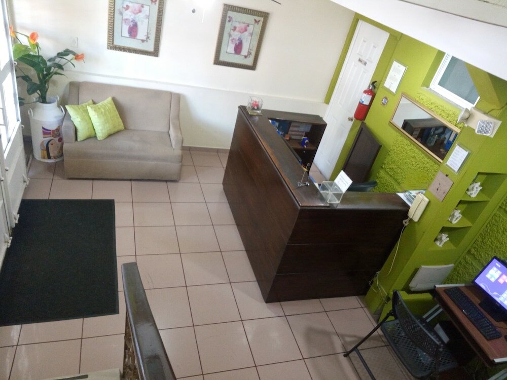 Фото Hotel Tazumal House