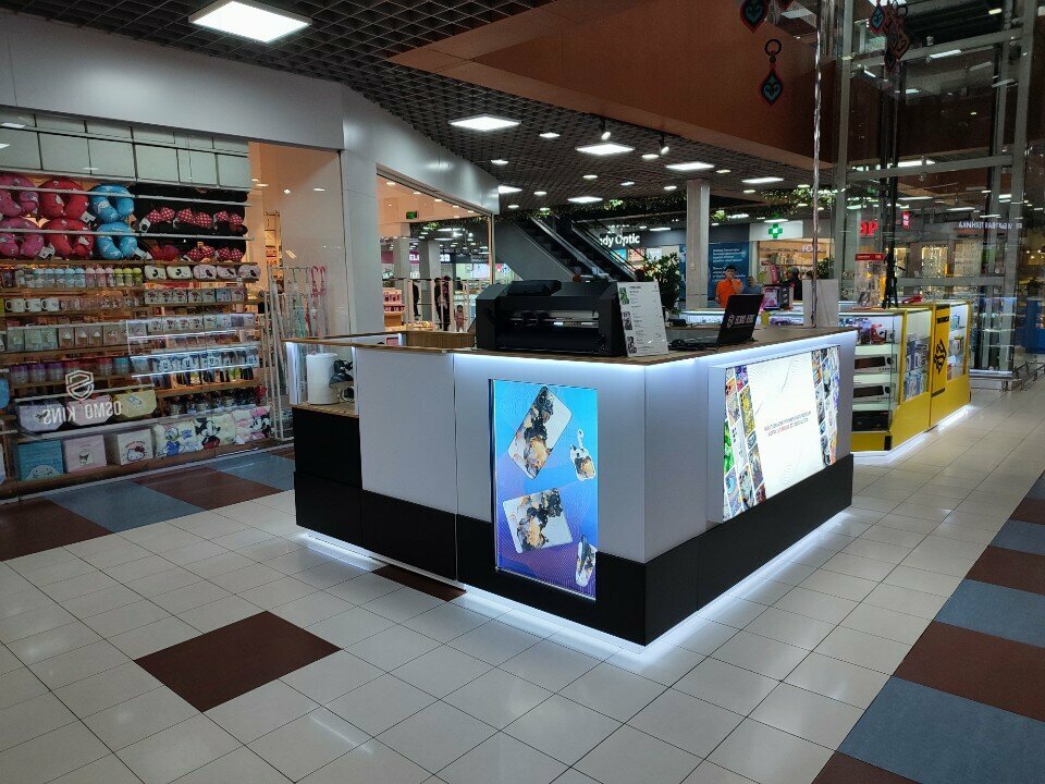 Items for mobile phones Cosmoskins, Almaty, photo