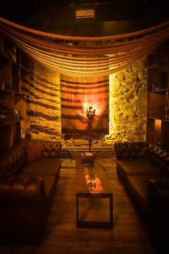 Подруги бар бисексуалдар