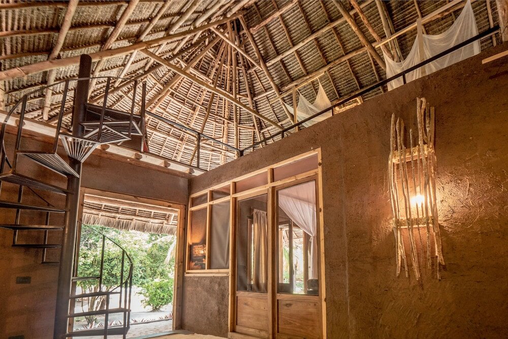 Фото Mwezi Boutique Resort