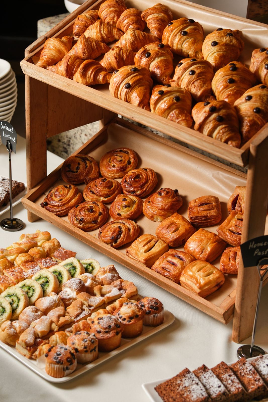 Фото Yerevan Place Hotel