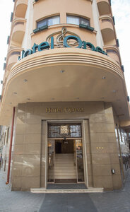 Гостиница Hotel Opera by Zeus International