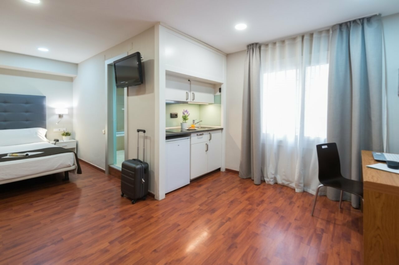 Фото Senator Barcelona Apartments