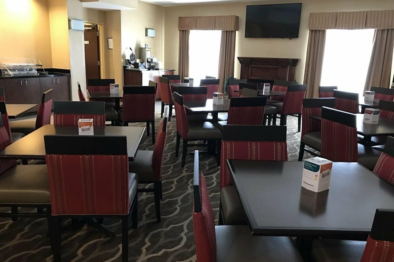 Фото Comfort Suites Fredericksburg North