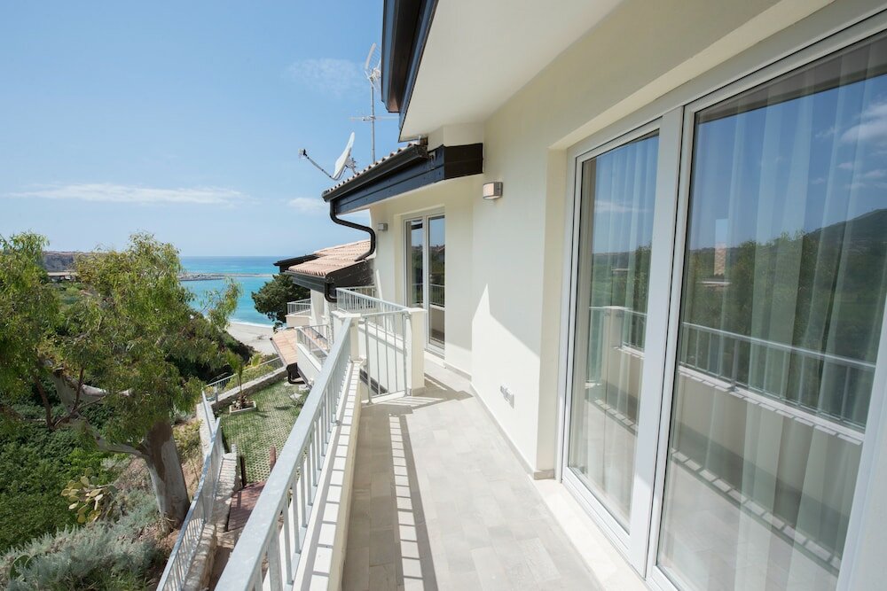 Фото Borgo degli Dei - Affittacamere Poseidone