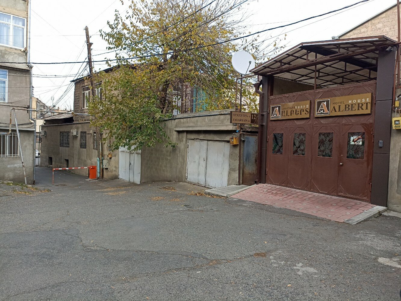 Фото отеля 3