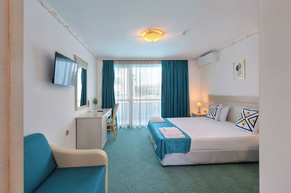 Фото Royal Calisto Hotel