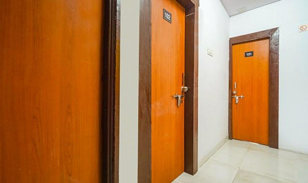 Фото Fabexpress Shraddha Inn