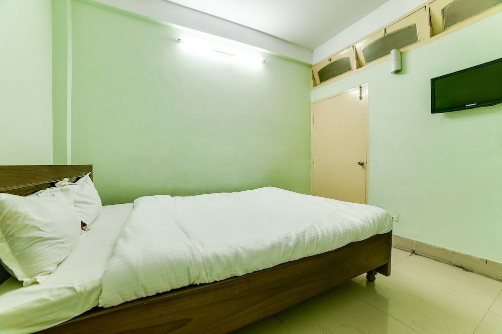 Фото Spot On 62000 Hotel The Raj Palace