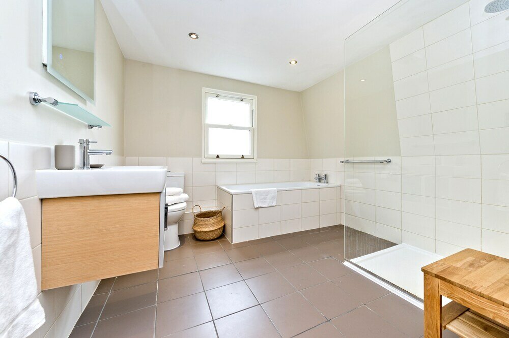 Фото Elegant Family Home near Wandsworth Common