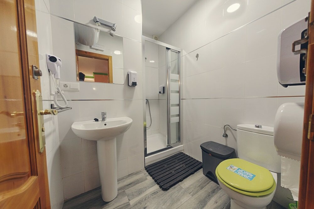 Фото Charming Nerja Hostel