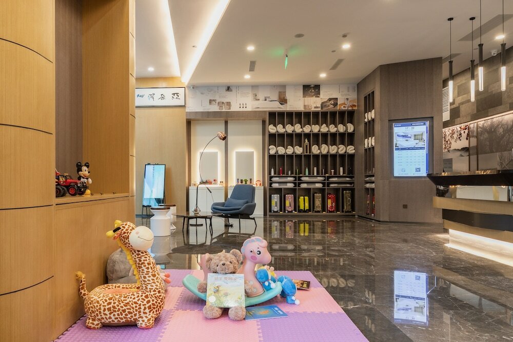 Фото Atour Hotel Daguanyuan Jinan