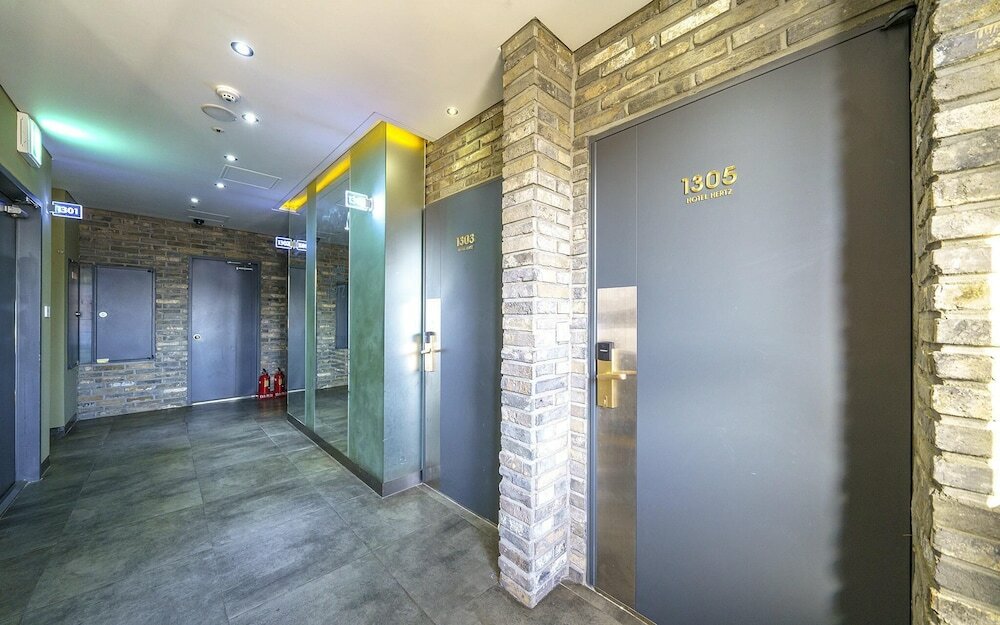 Фото Hotel Hertz