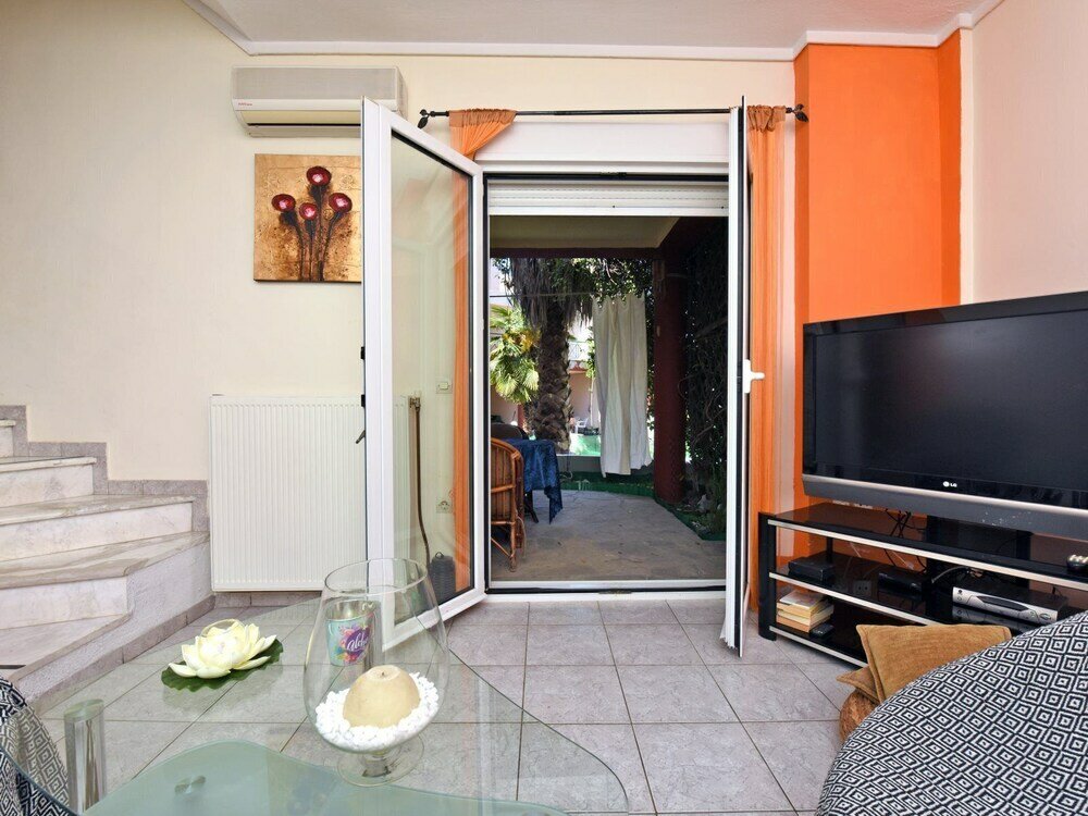 Фото Demi Maisonette