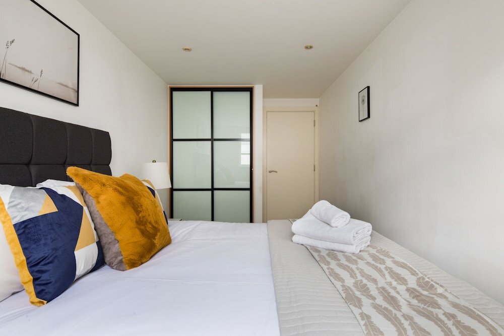 Фото The Hoxton Apartments