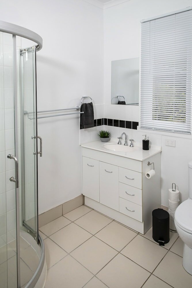 Фото Warburton Digs