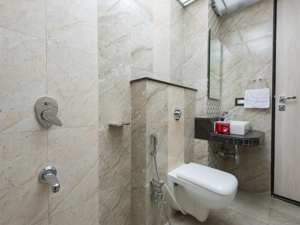 Фото Oyo 2917 Deccan