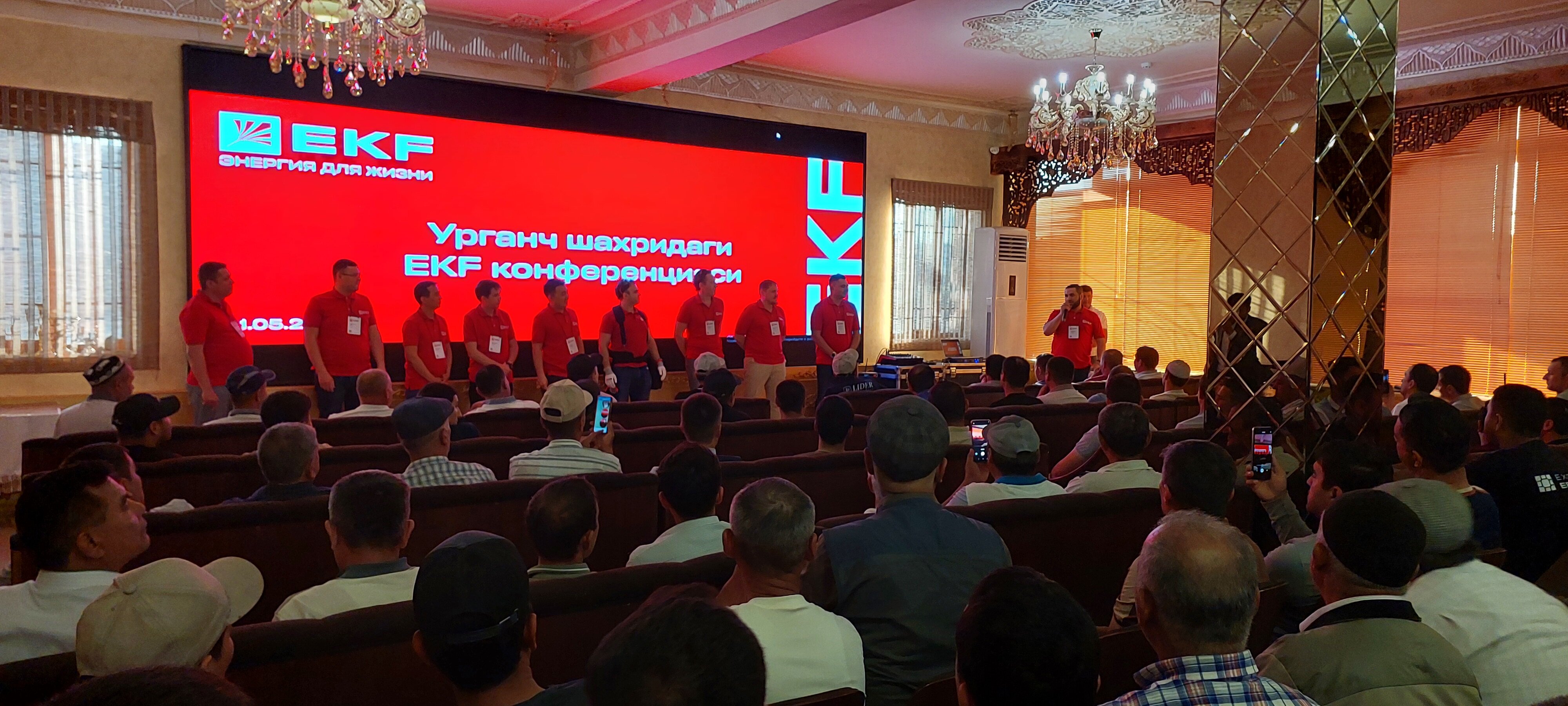 Фото Karavan Hotel