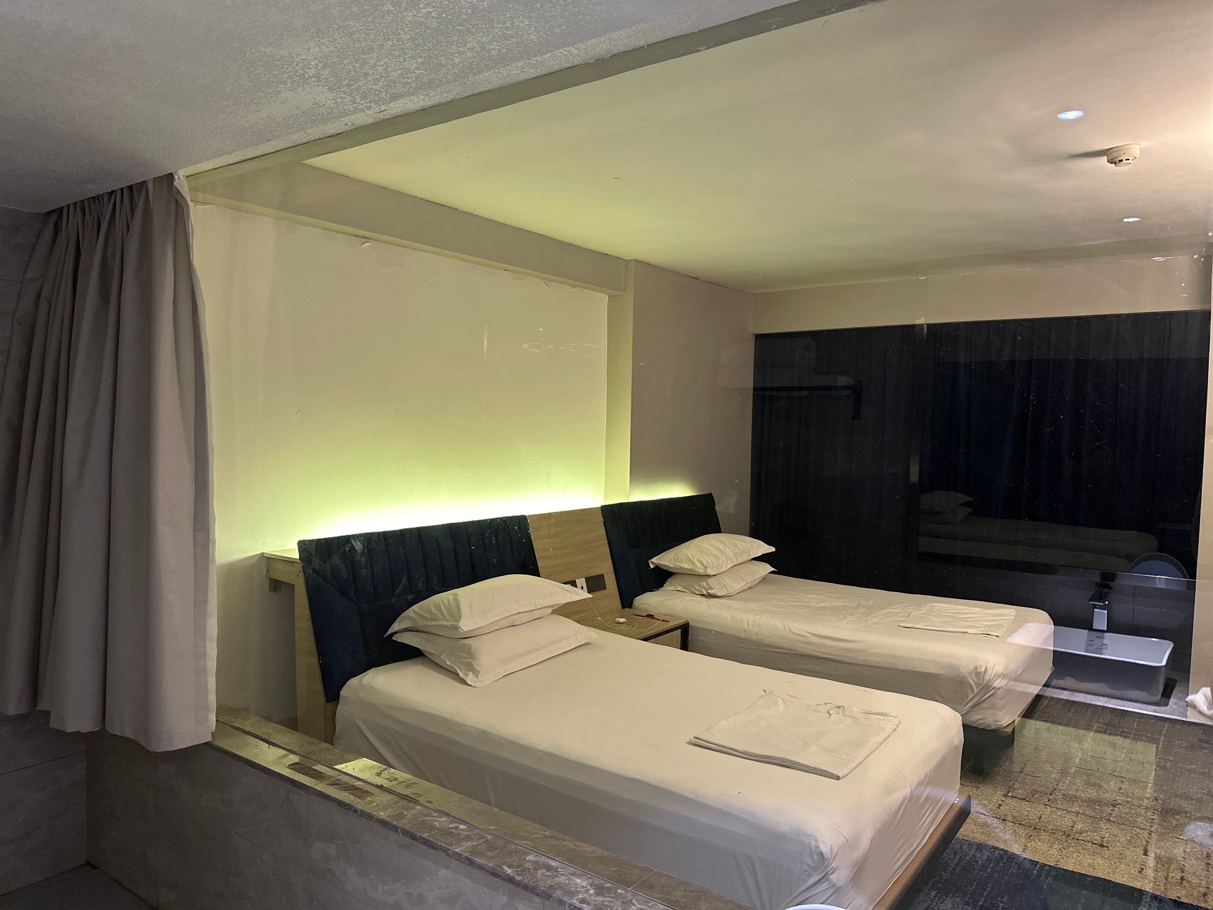 Фото Andijan International Hotel