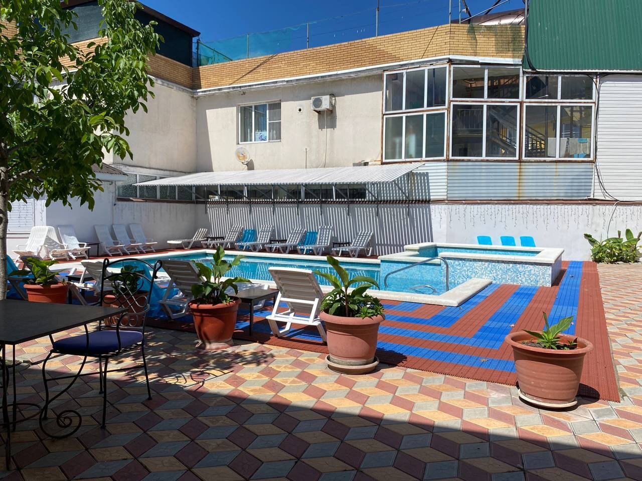 Фото отеля 3