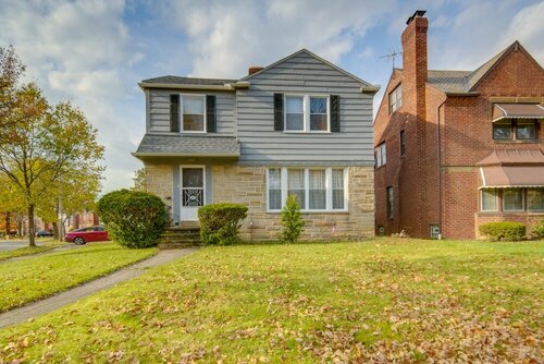 Гостиница University Heights Home Near Downtown Cleveland! в Кливленде