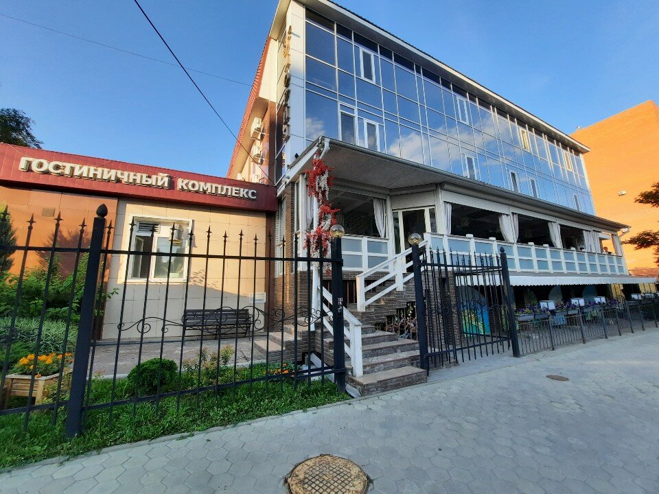 Фото отеля 1