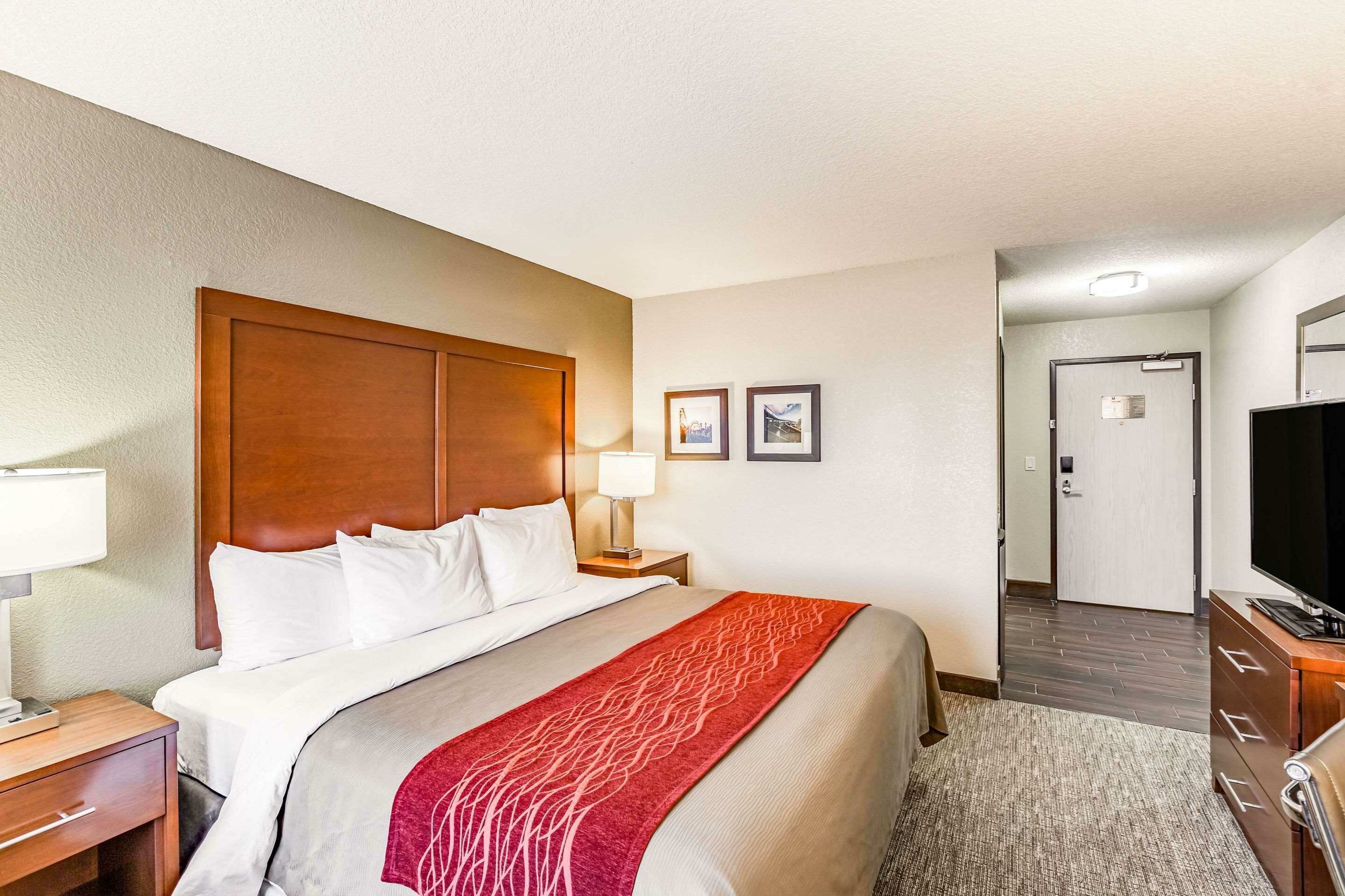 Фото Super 8 by Wyndham Altoona