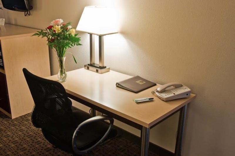 Фото Holiday Inn Express Columbus South - Obetz, an Ihg Hotel