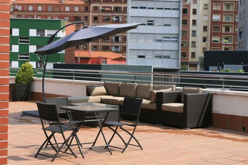 Фото Bilbao Apartamentos Atxuri