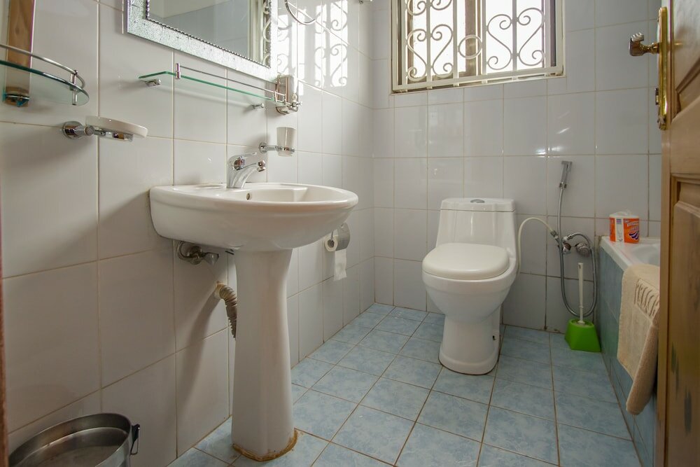 Фото Hibis Hotel