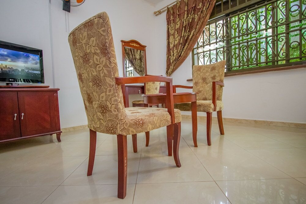 Фото Hibis Hotel