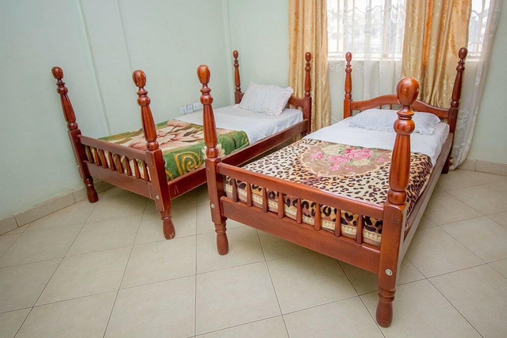 Фото Makerere Serene Hotel