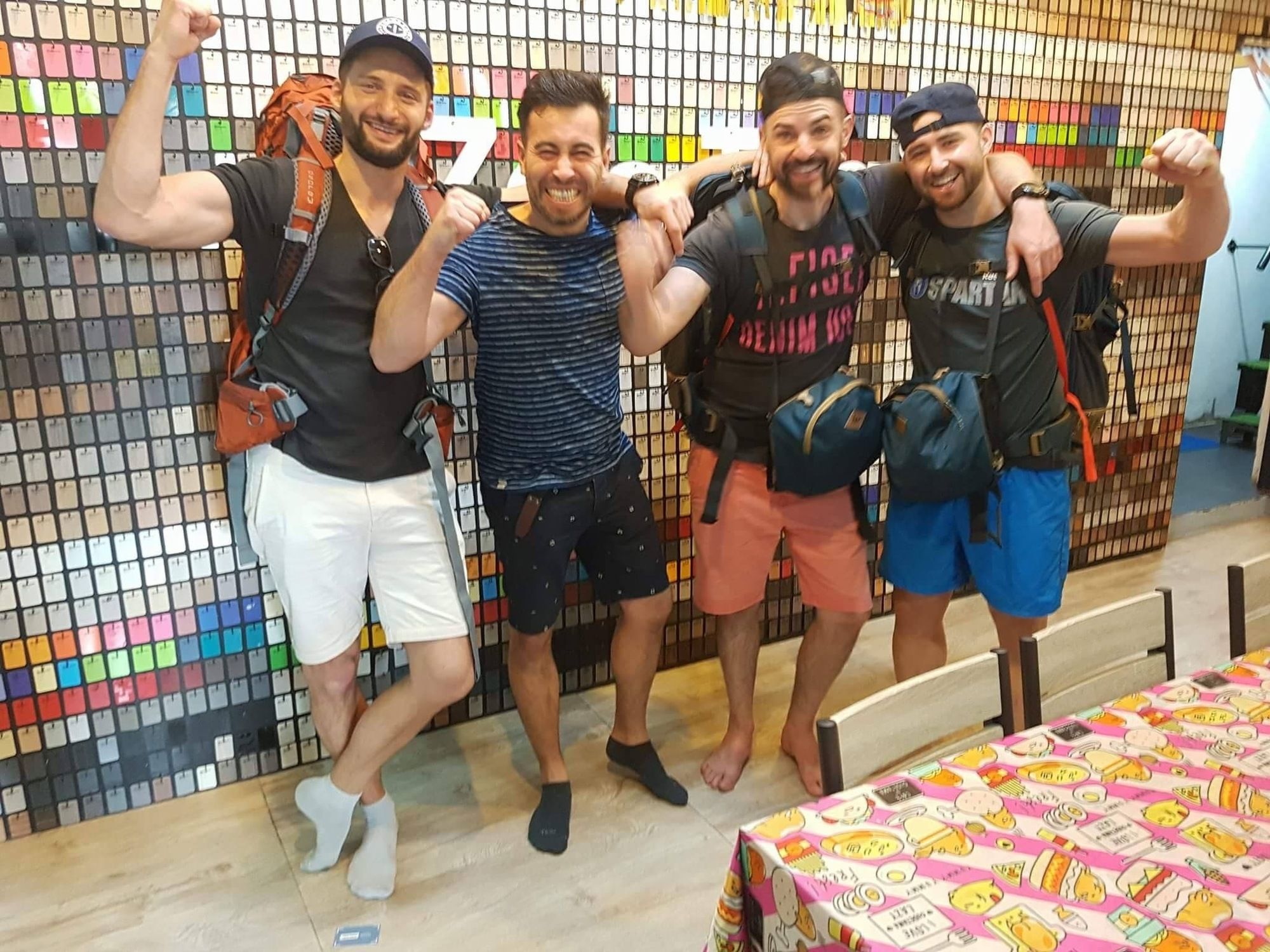 Фото Zee Thai Hostel