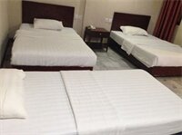 Фото Hotel Mustika Senen