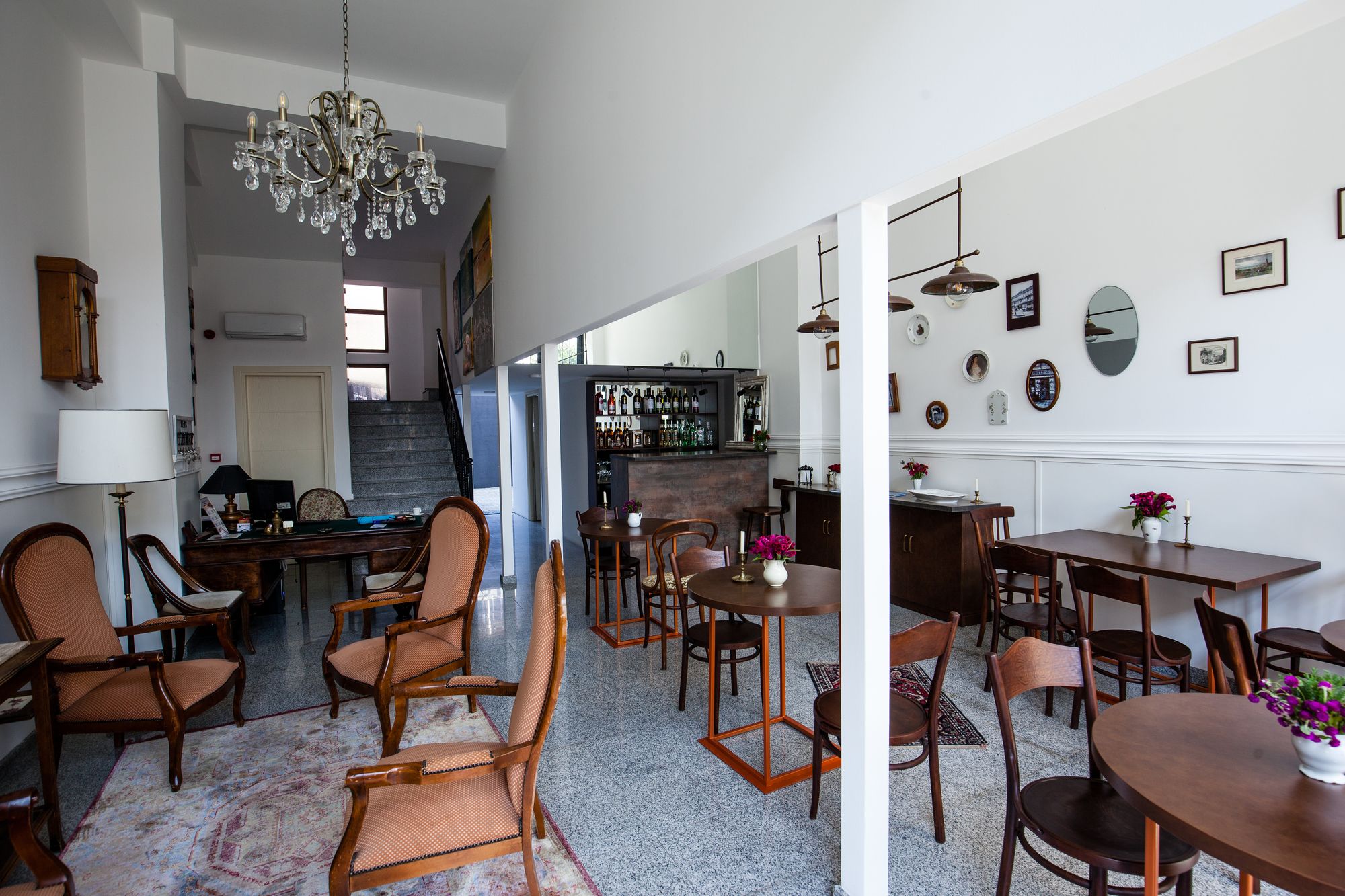 Фото Hotel № 16