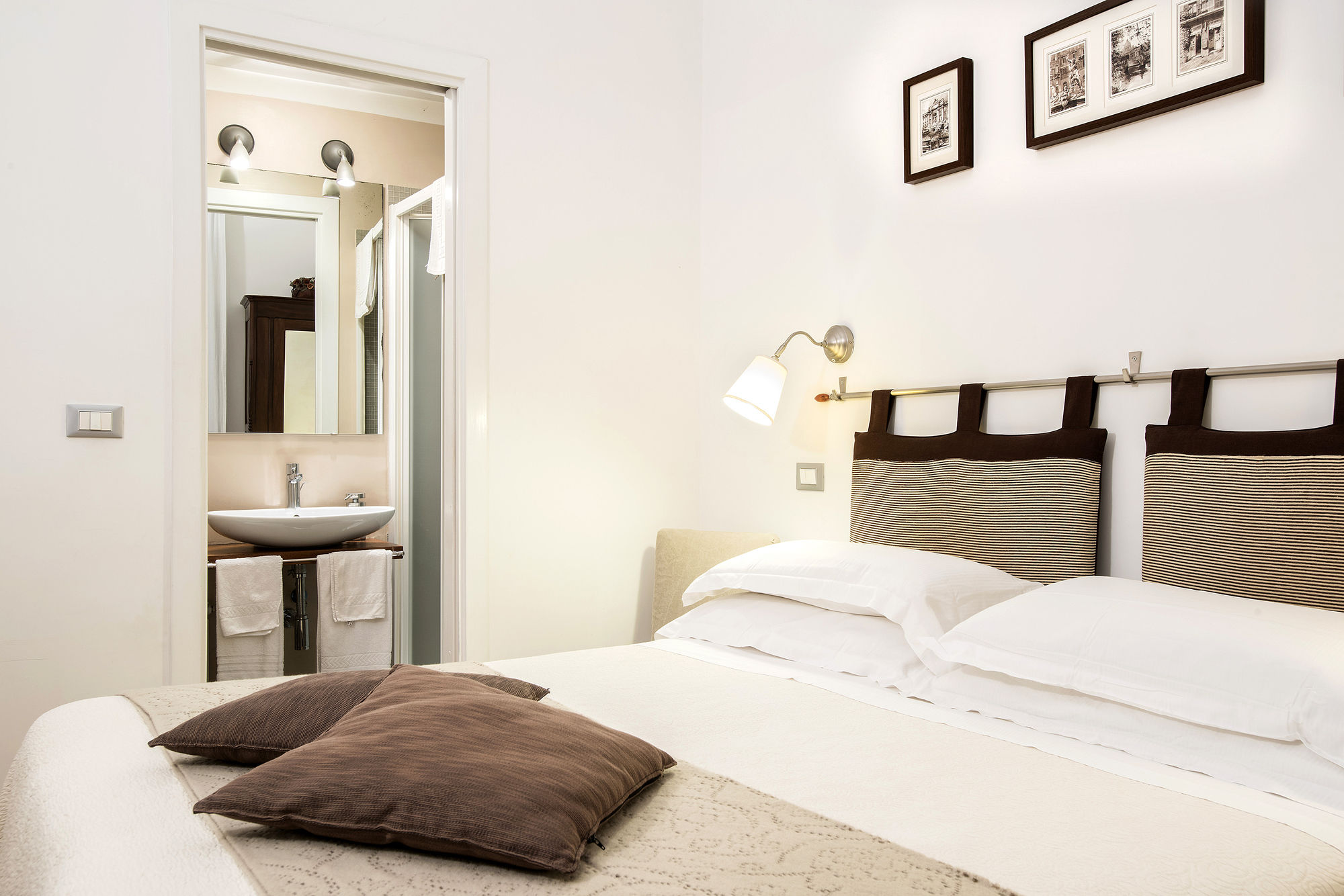 Фото Arco del Lauro Bed & Breakfast