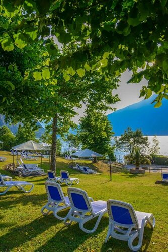 Внешний вид отеля Hotel Sogno del Benaco в Лимоне-суль-Гарде, фото 2