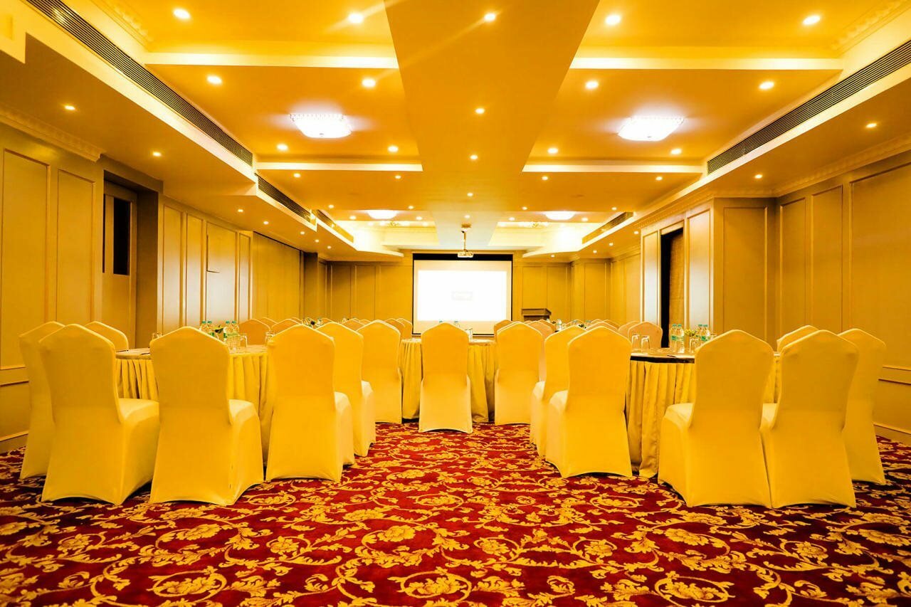 Фото Kyriad Hotel Nashik