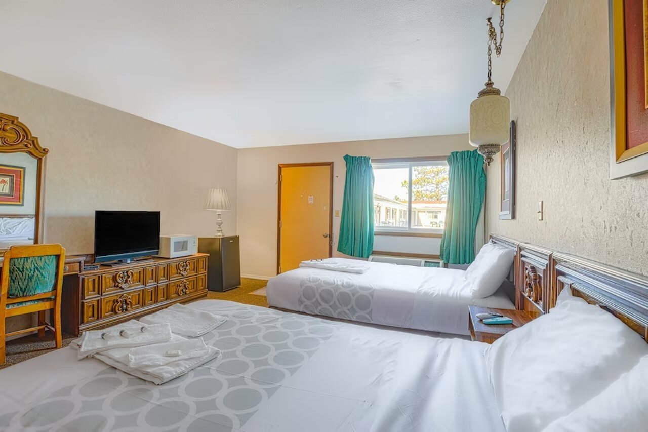 Фото Love Hotels Tomahawk by Oyo at Lake Mohawksin Wi