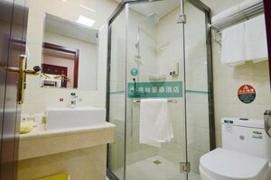 Гостиница GreenTree Inn Hefei East Wangjiang Road Ctce Express Hotel