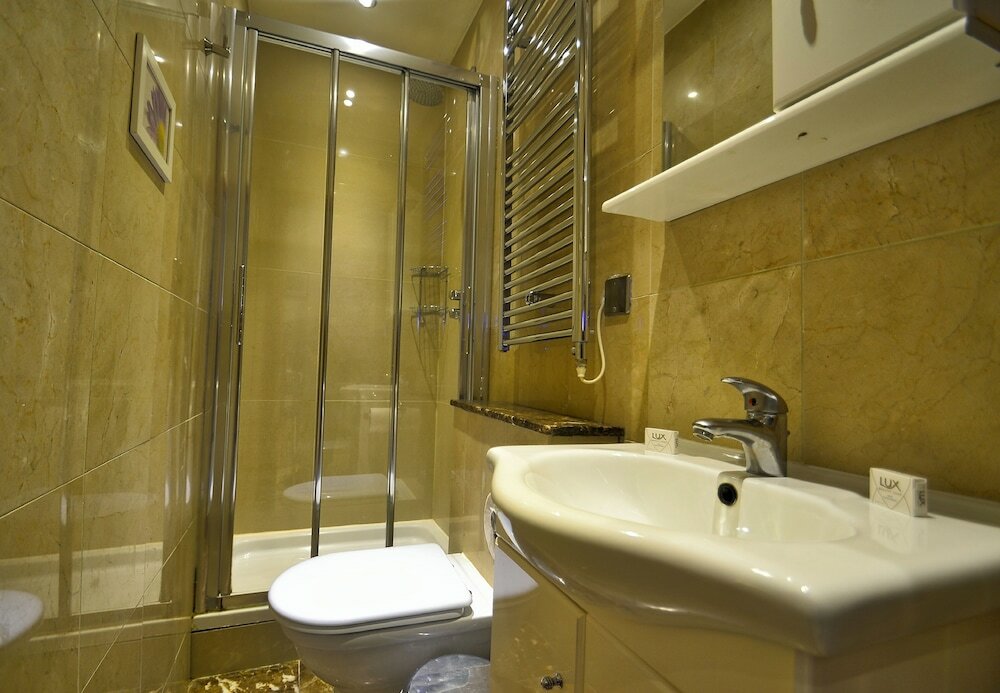 Фото Hyde Park Apartments