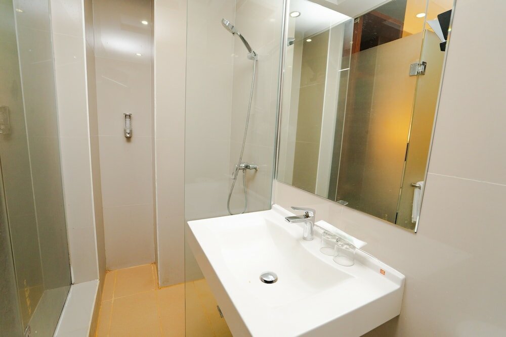 Фото The Crew Hotel Kualanamu International Airport