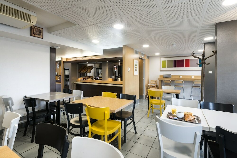 Фото B&b Hotel Nantes Parc Expos La Chapelle